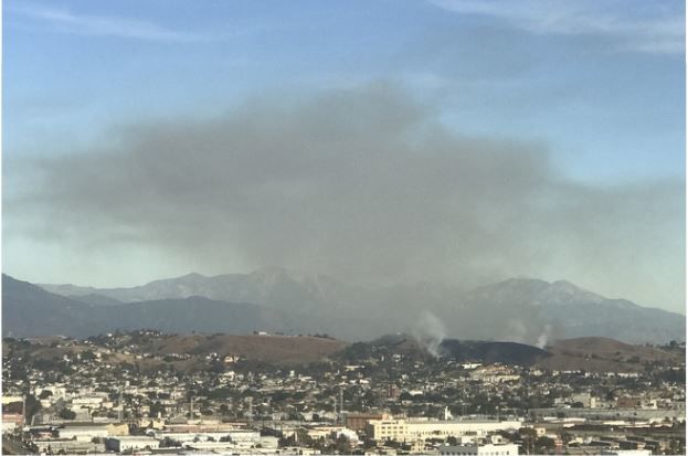 Smoke rises above El Sereno from December 2017 brush fire